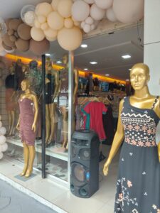 Detalhe da ambientação interna da UP Fashion