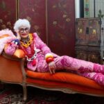 Rosamaria Murtinho chega ao Teatro I Love PRIO como Iris Apfel em “Uma Vida em Cores”