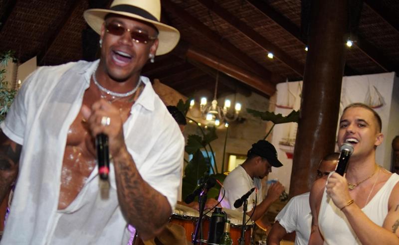 Guga Meyra anima festa de Leo Santana e Lore Improta em clima de descanso pós-Carnaval